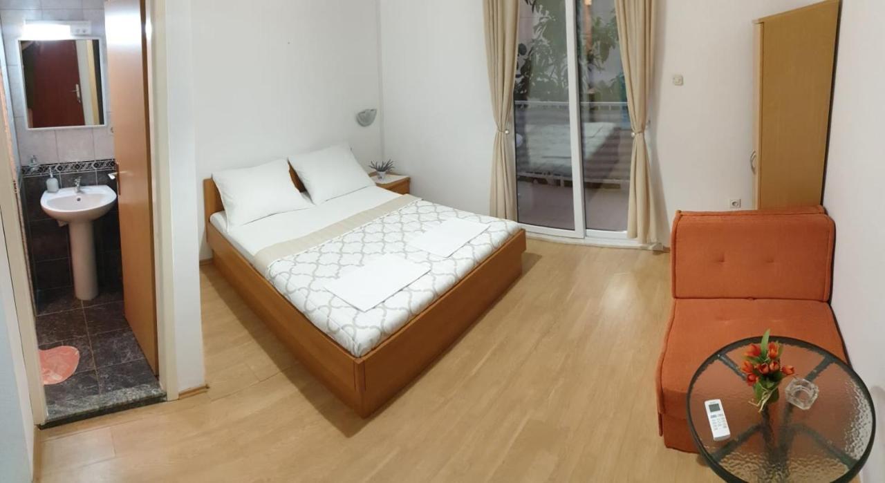 Apartments By The Sea Podaca, Makarska - 515 Екстериор снимка