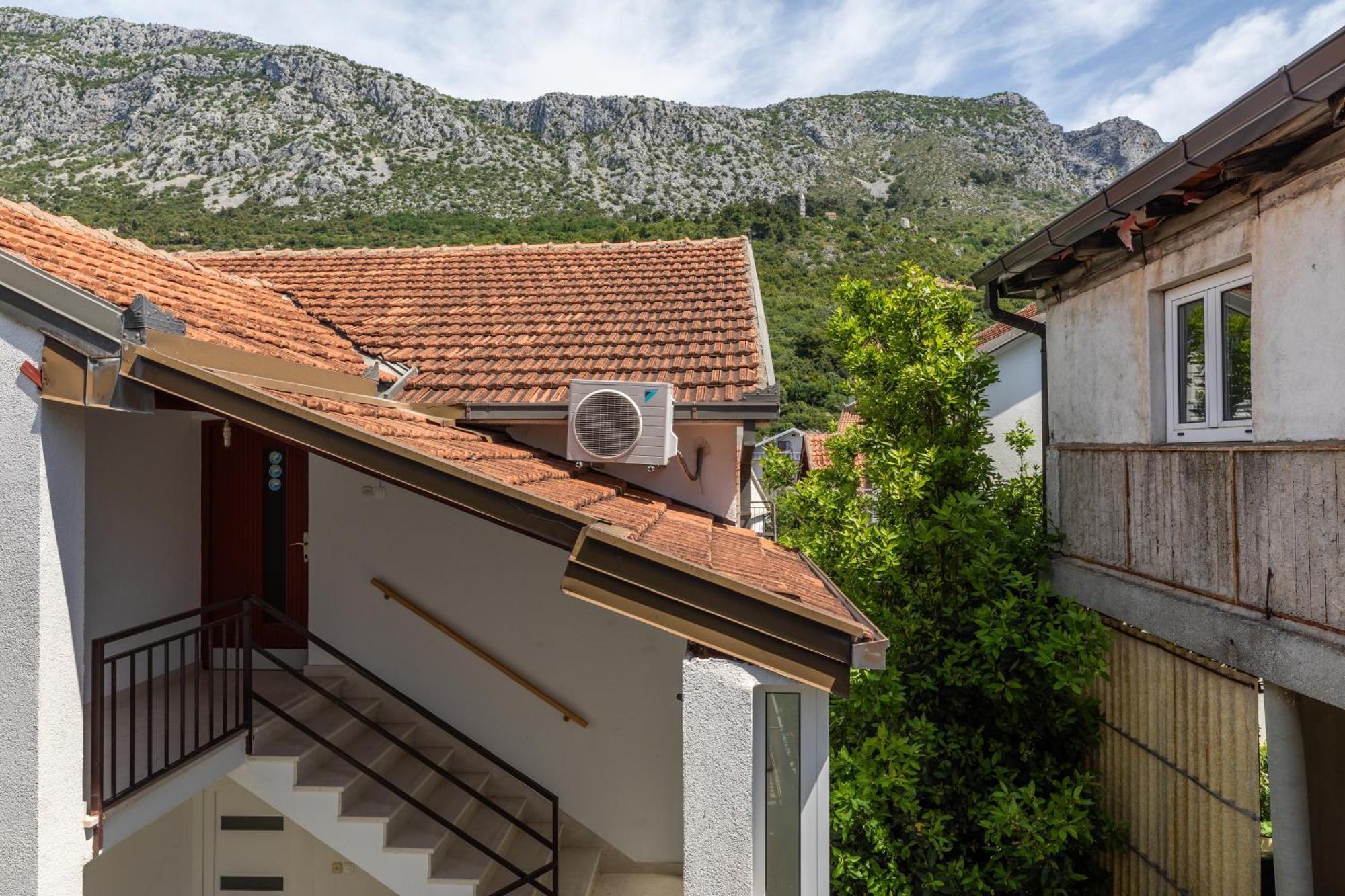 Apartments By The Sea Podaca, Makarska - 515 Екстериор снимка