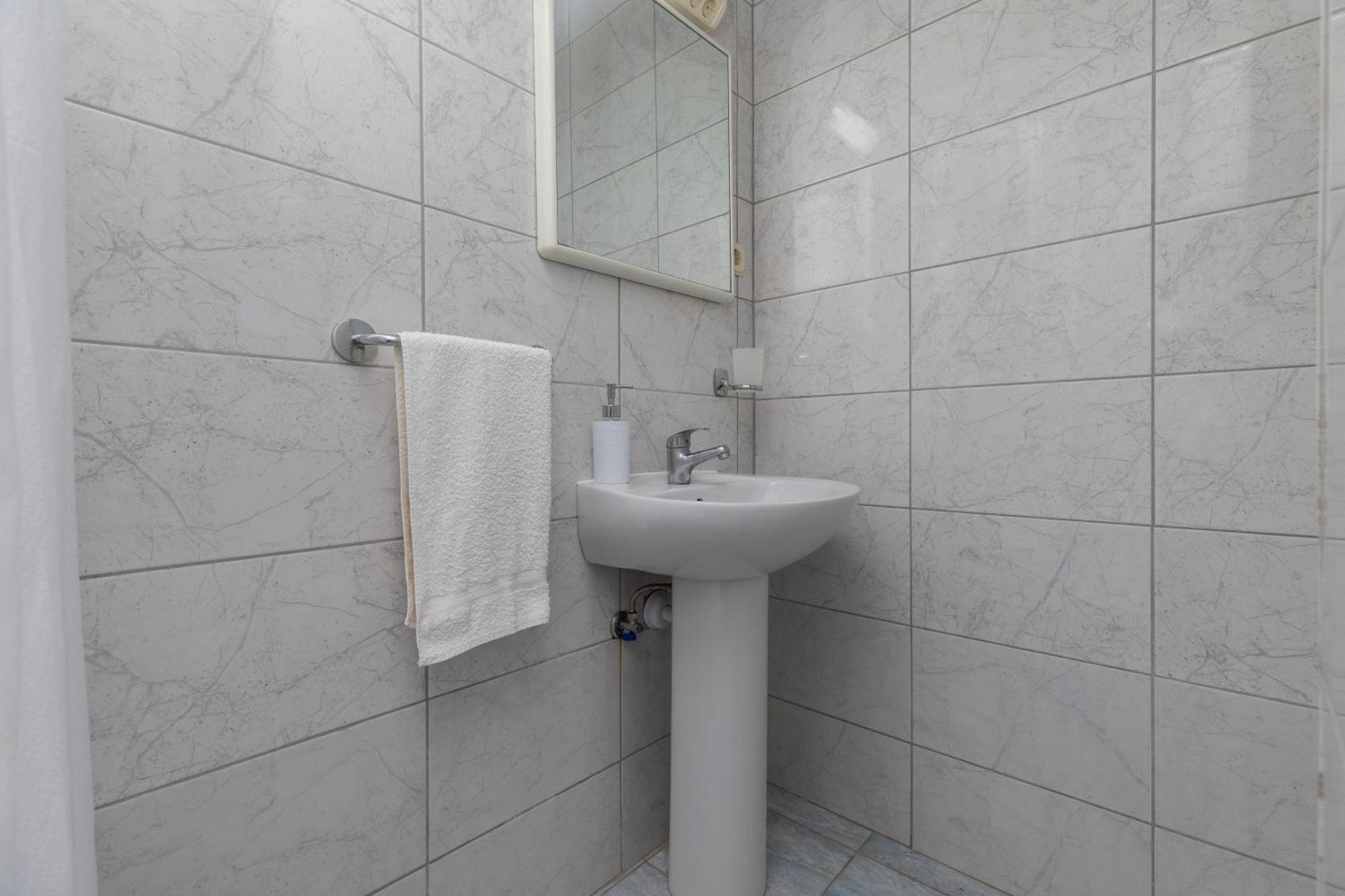 Apartments By The Sea Podaca, Makarska - 515 Екстериор снимка