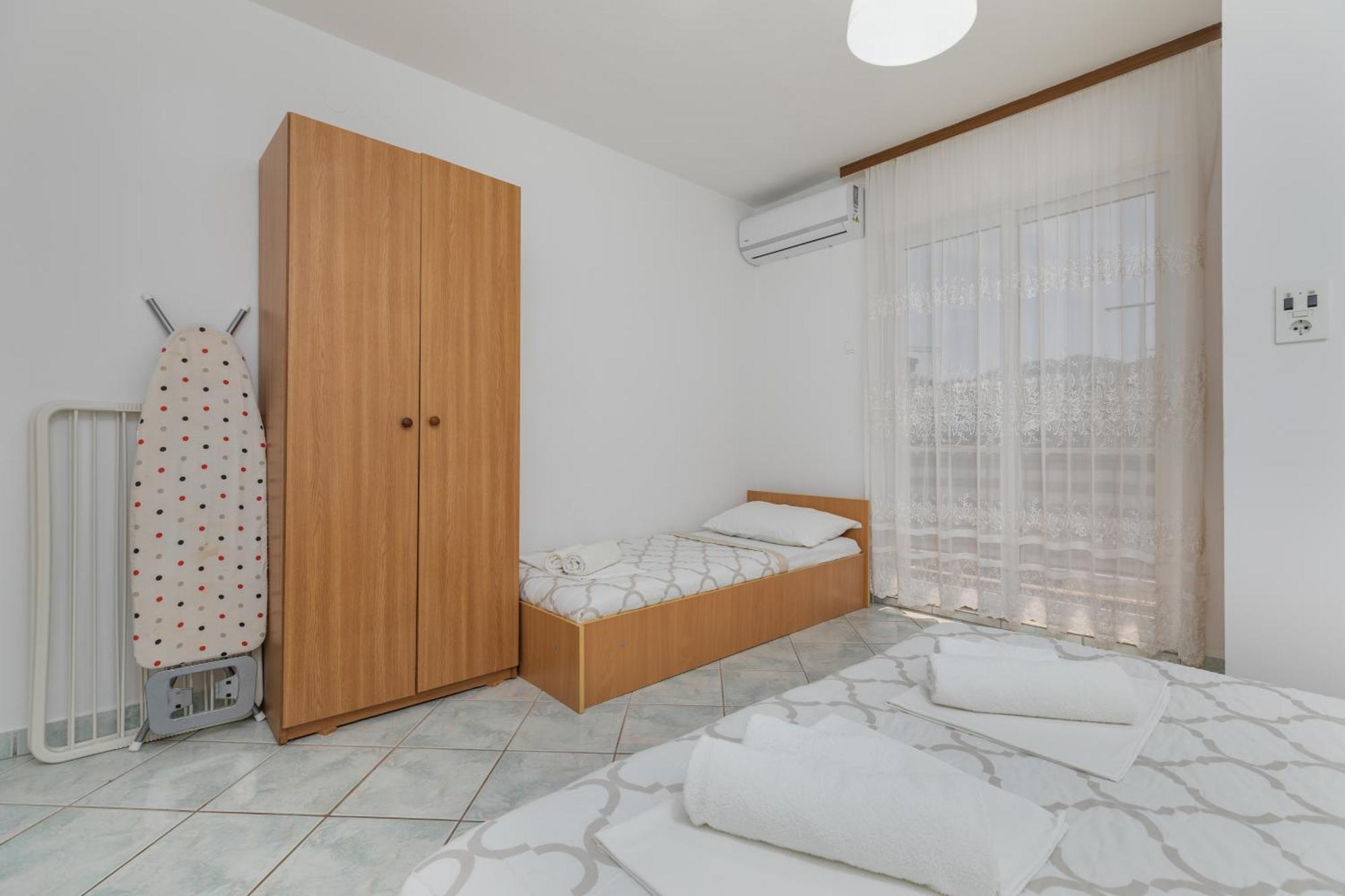 Apartments By The Sea Podaca, Makarska - 515 Стая снимка